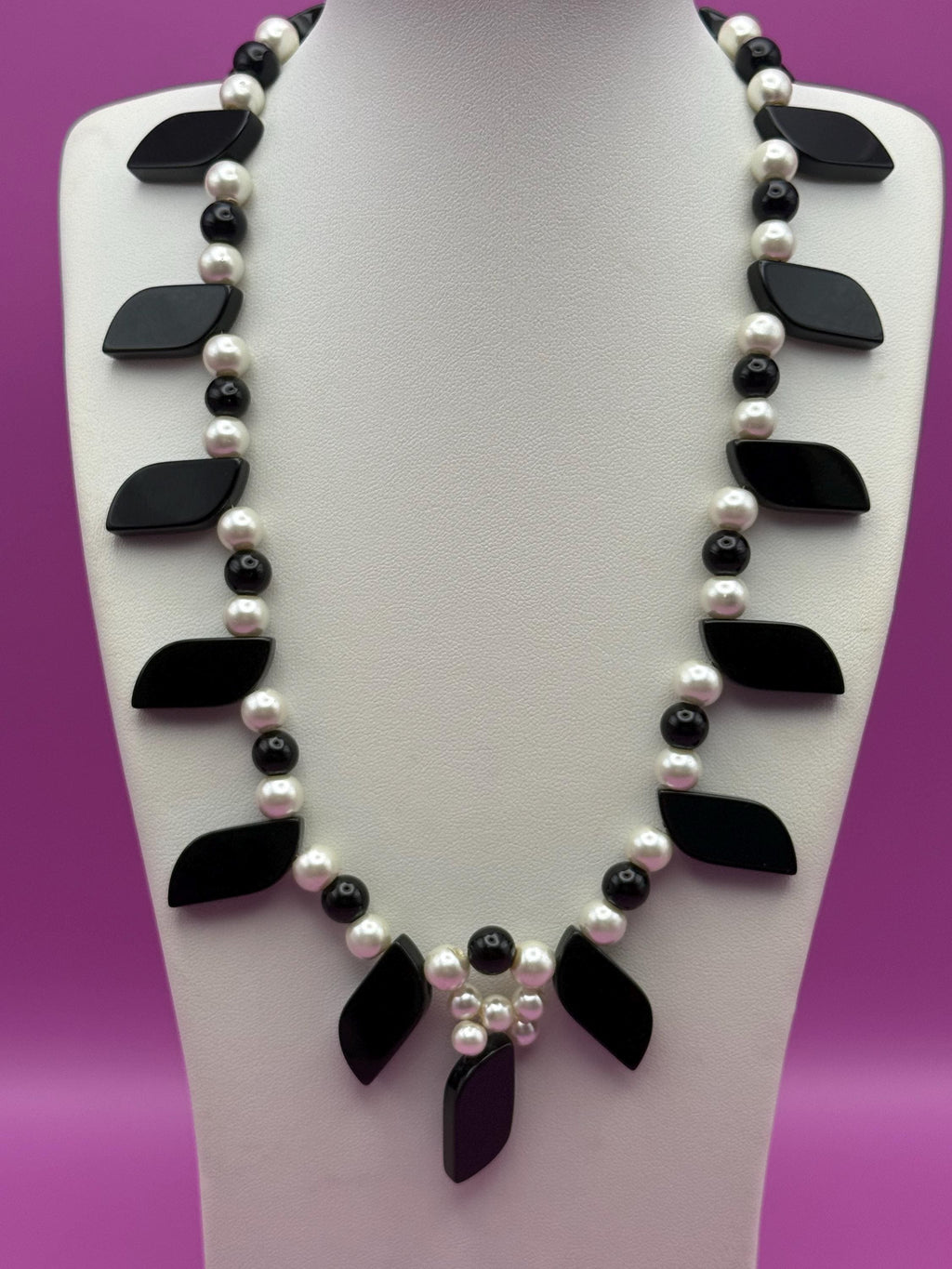 Black Onyx Pearl Statement Neccklace