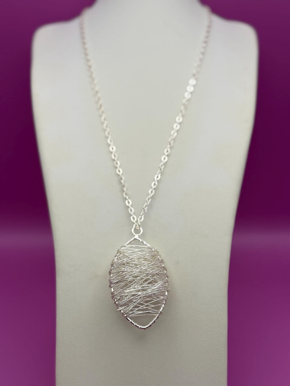 Wire Pendant Necklace