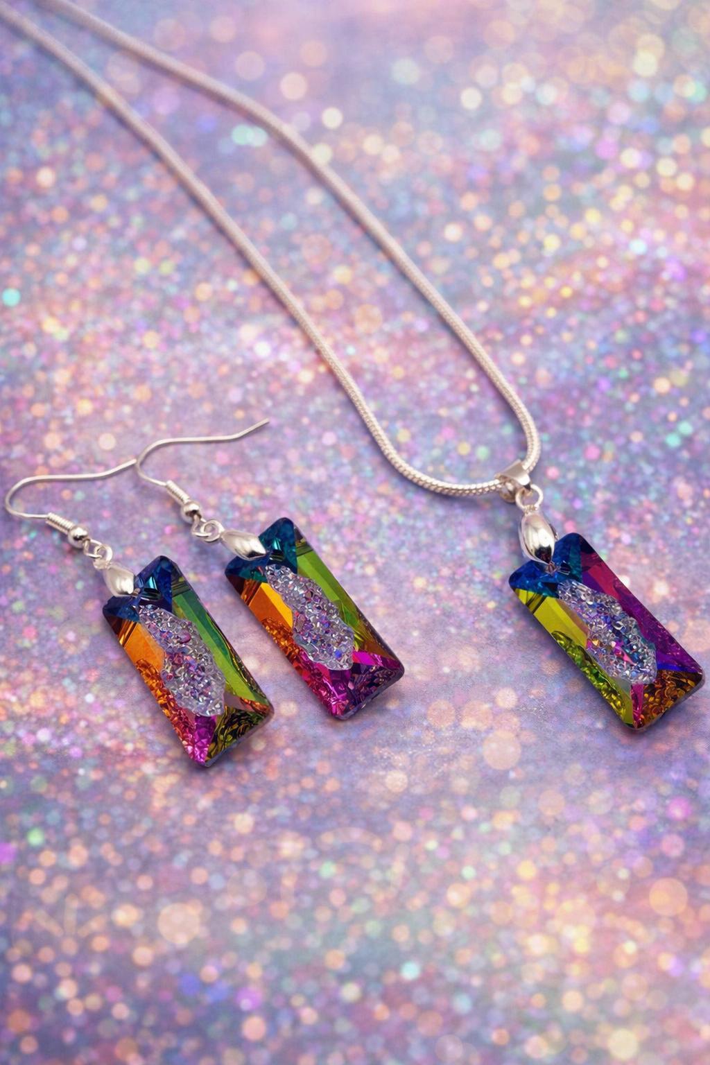 Swarovski Crystal Pendant Necklace & Earring set