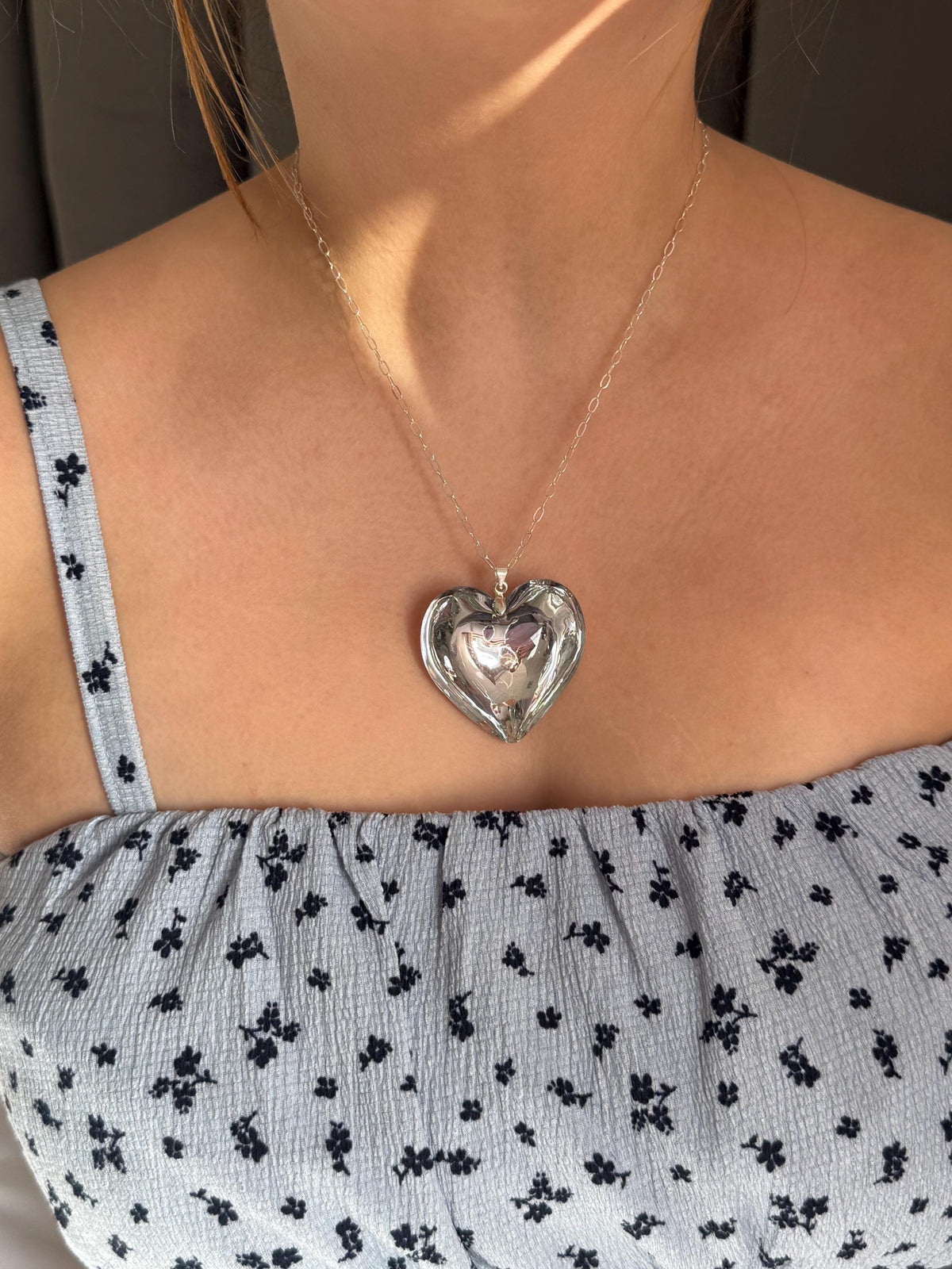 Reflective Glass Heart Pendant Necklace